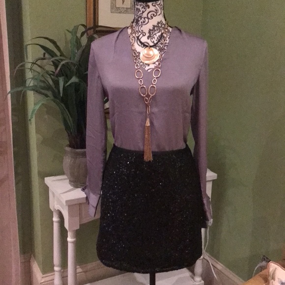 Banana republic blouse with tie sleeves - Picture 8 of 8